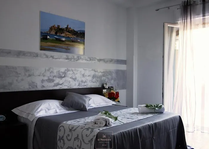 Al Pescatore 3* Чефалу
