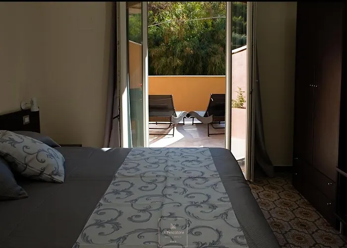 Al Pescatore Чефалу