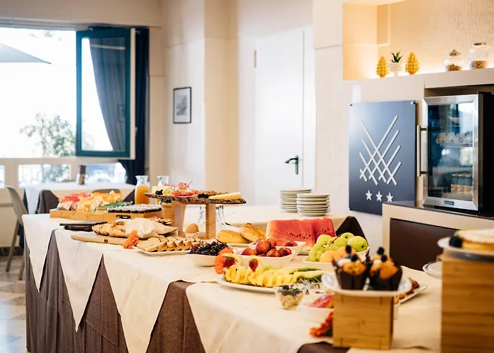 Al Pescatore Отель Чефалу