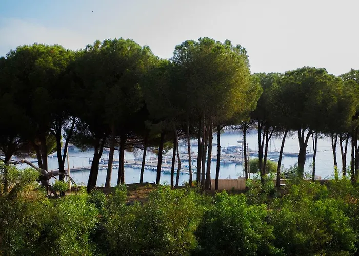 Отель Al Pescatore Чефалу