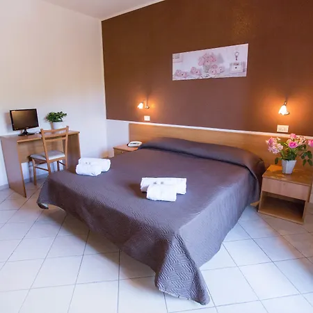 فندق Al Pescatore 3*