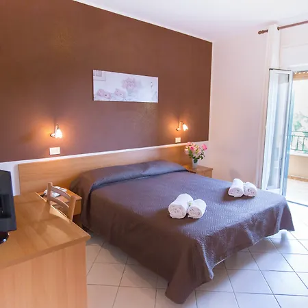 Al Pescatore 3* تْشيفالو