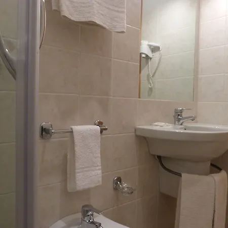 Al Pescatore فندق