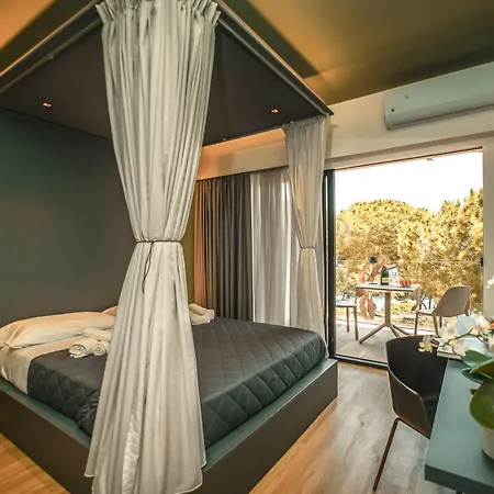 Al Pescatore تْشيفالو